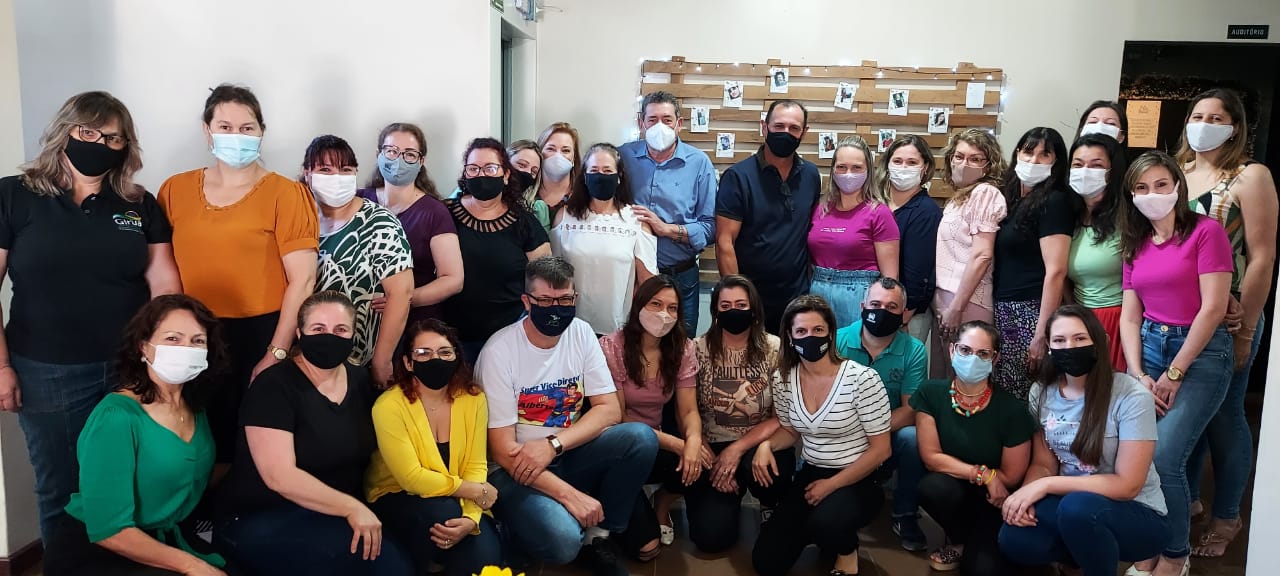 12 de novembro é dia do Diretor de Escola